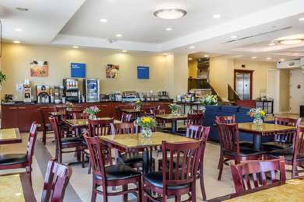 Comfort Inn & Suites LaGuardia Airport 5