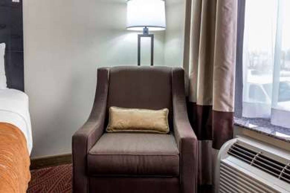 Comfort Inn & Suites LaGuardia Airport 10