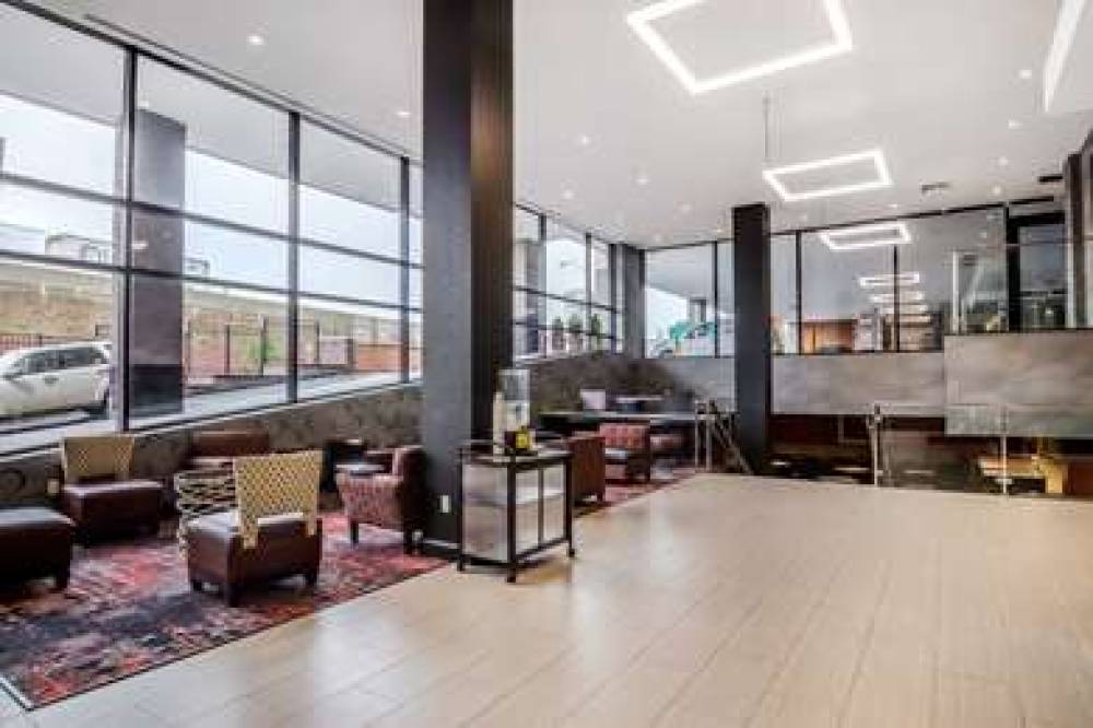 Comfort Inn & Suites Near Stadium 8