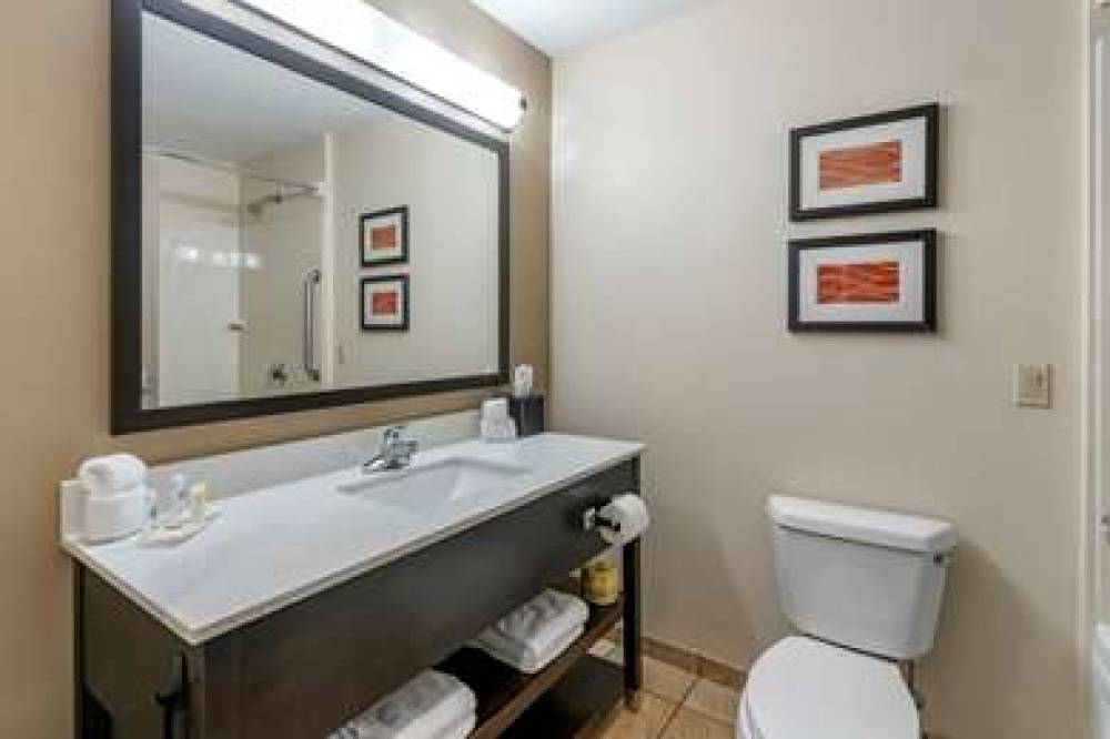 Comfort Inn Sullivan 8