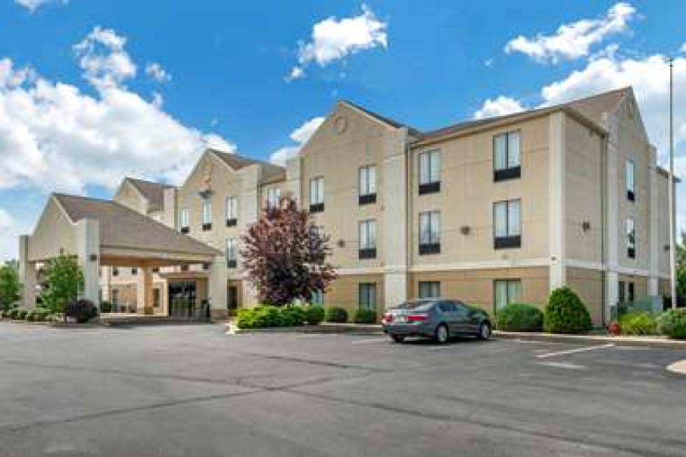 Comfort Inn Sullivan 1