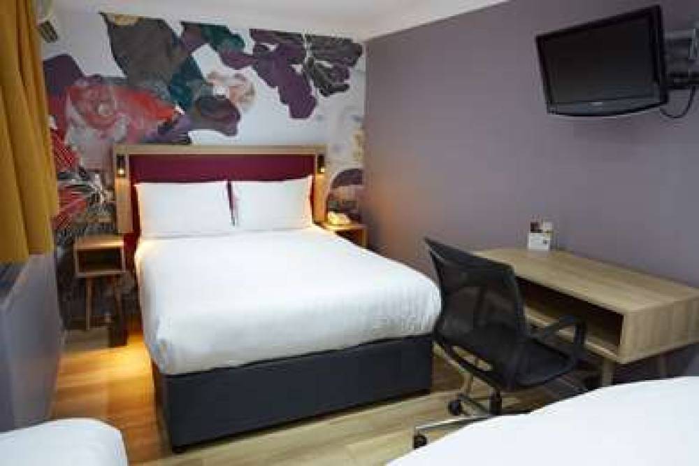 COMFORT INN VICTORIA 9