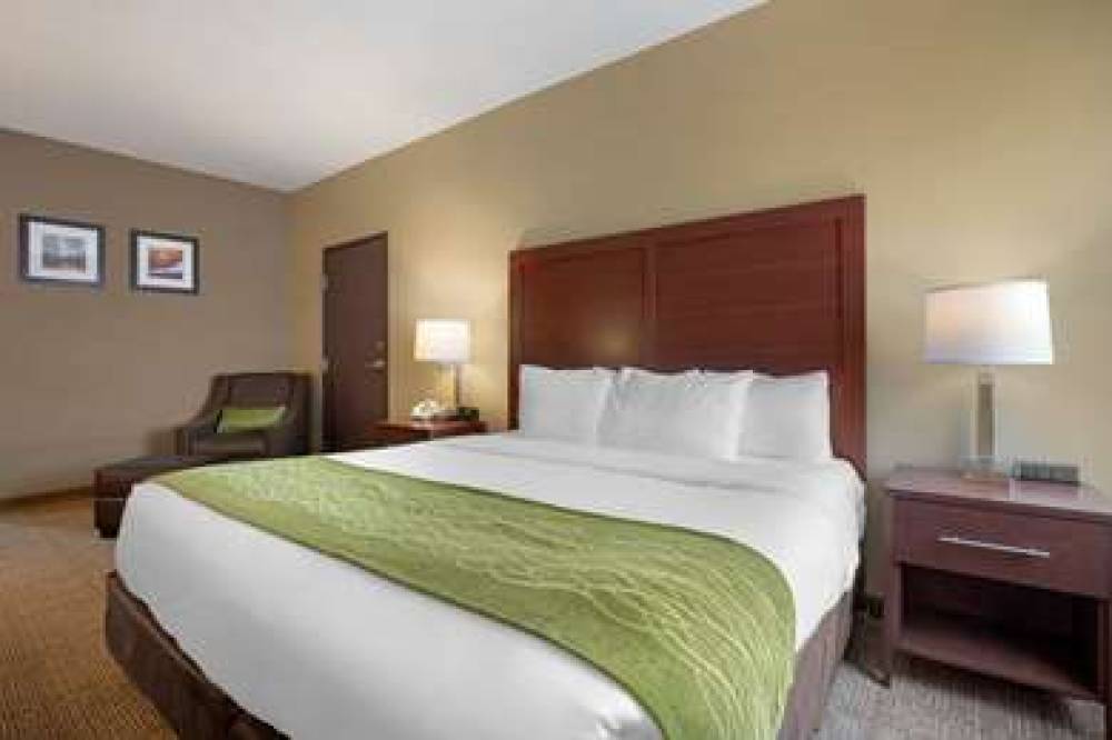 Comfort Inn Willow Springs 9