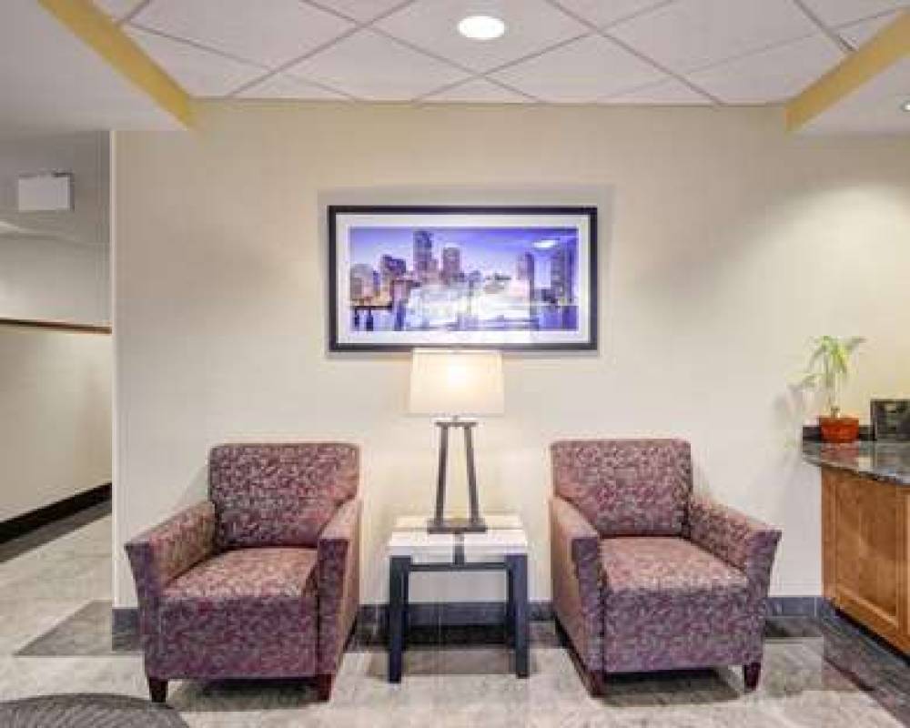 Comfort Inn Woburn 6