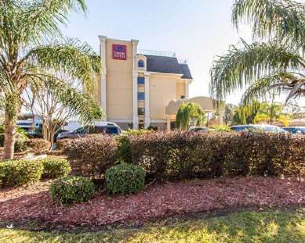 Comfort Suites Airport 1