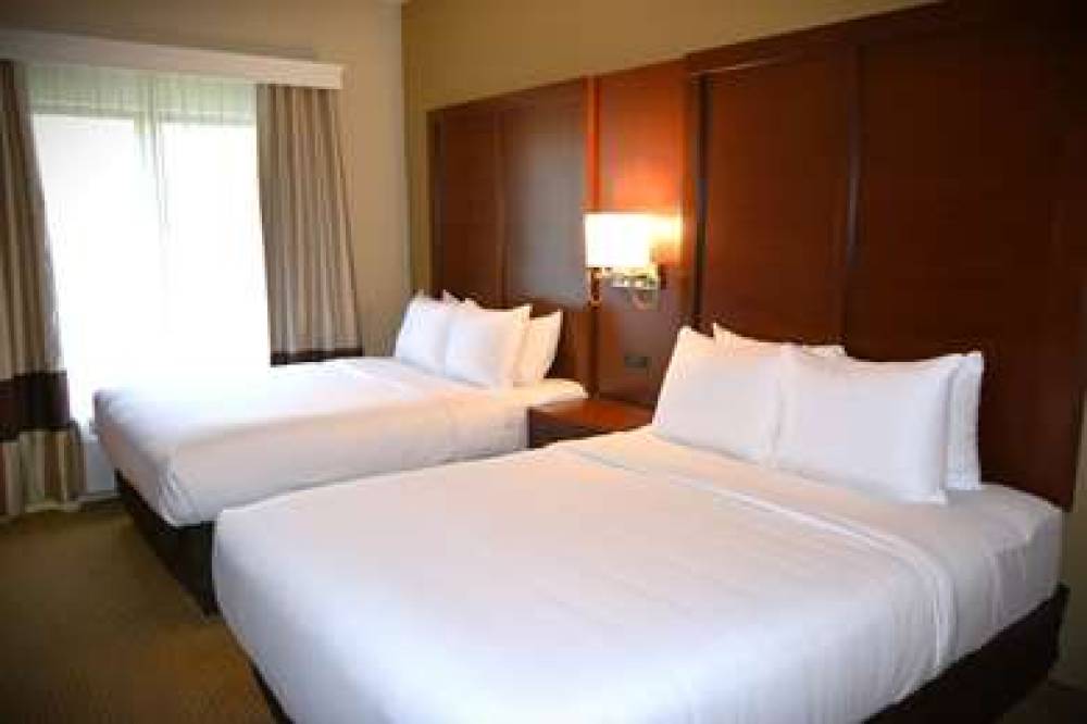 Comfort Suites Amish Country 10