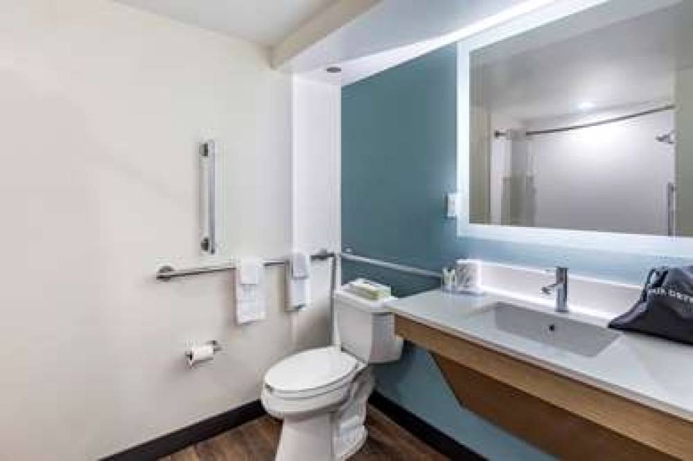 Comfort Suites Anderson Near University 8