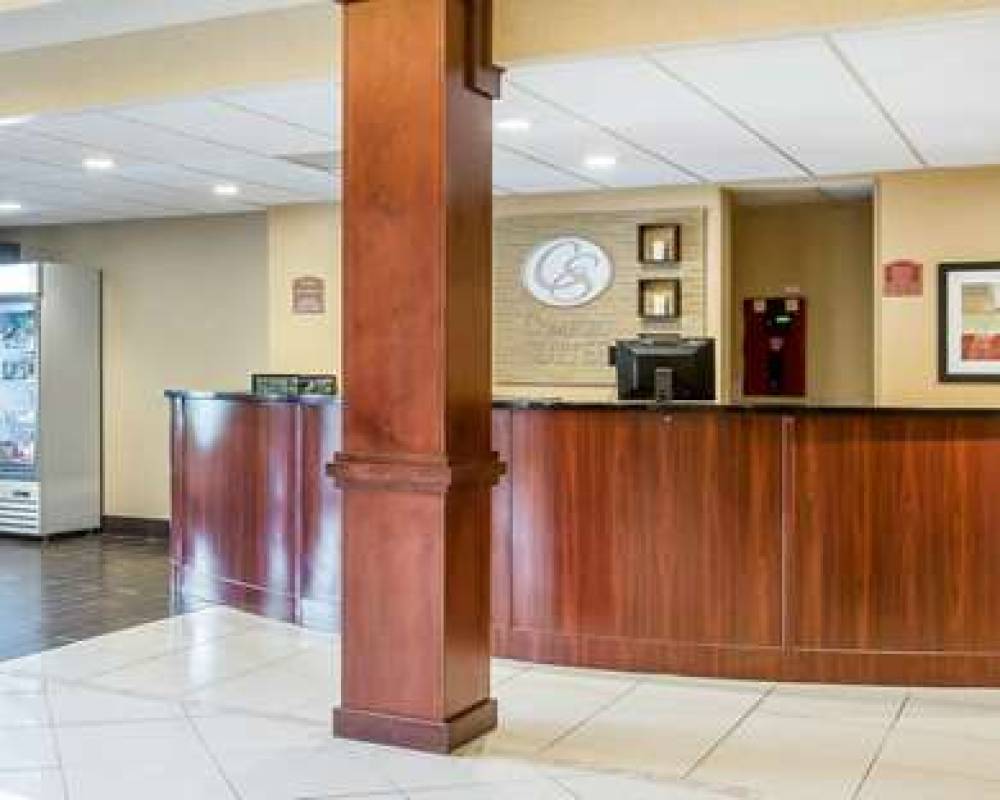 Comfort Suites Atlanta Airport 3