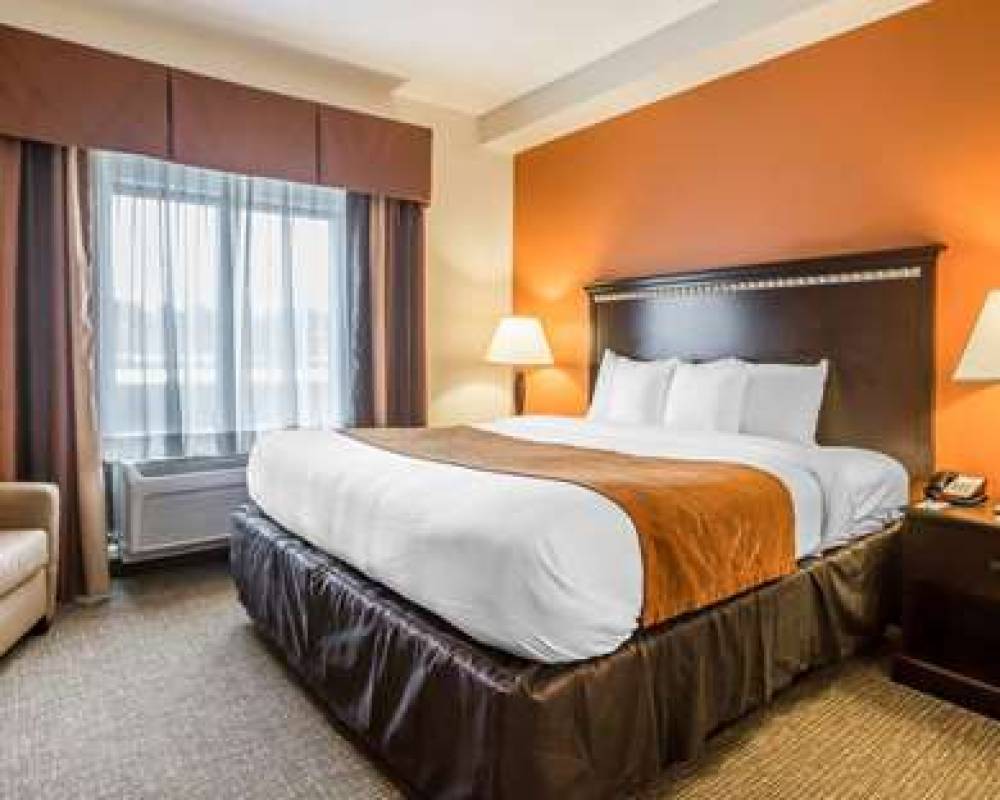Comfort Suites Atlanta Airport 6