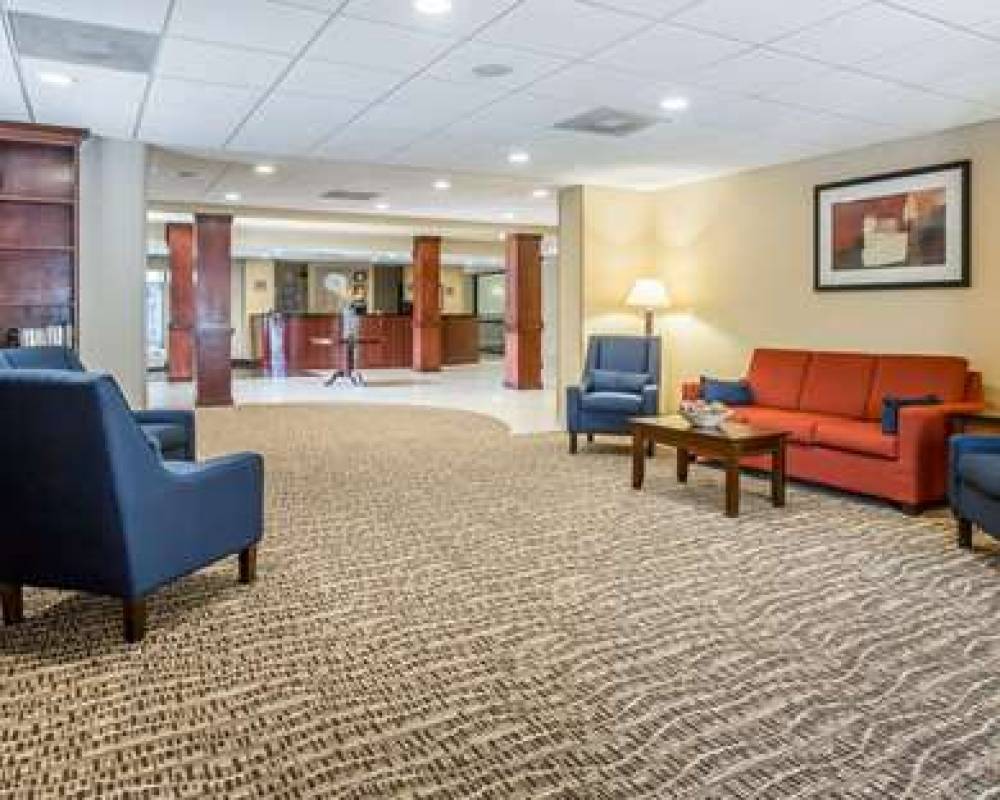 Comfort Suites Atlanta Airport 5