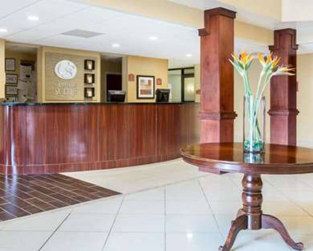 Comfort Suites Atlanta Airport 4