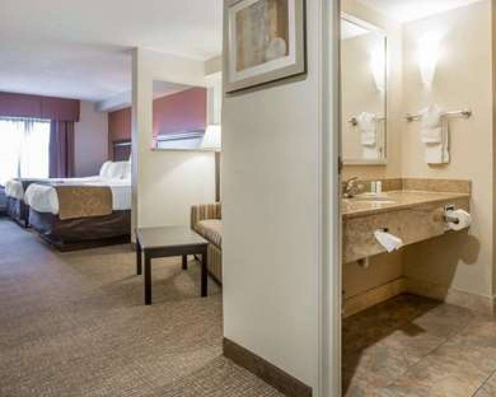 Comfort Suites Atlanta Airport 7