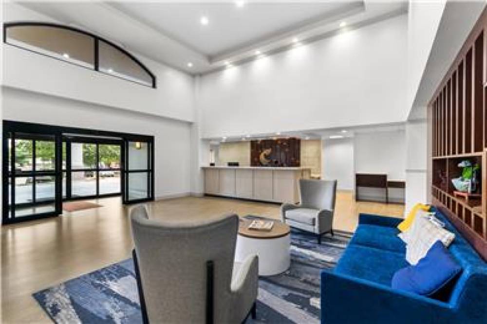 COMFORT SUITES AUSTIN AIRPORT 7