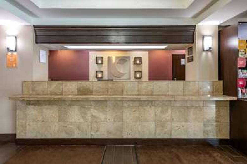 Comfort Suites Baymeadows Near Butler Blvd 2