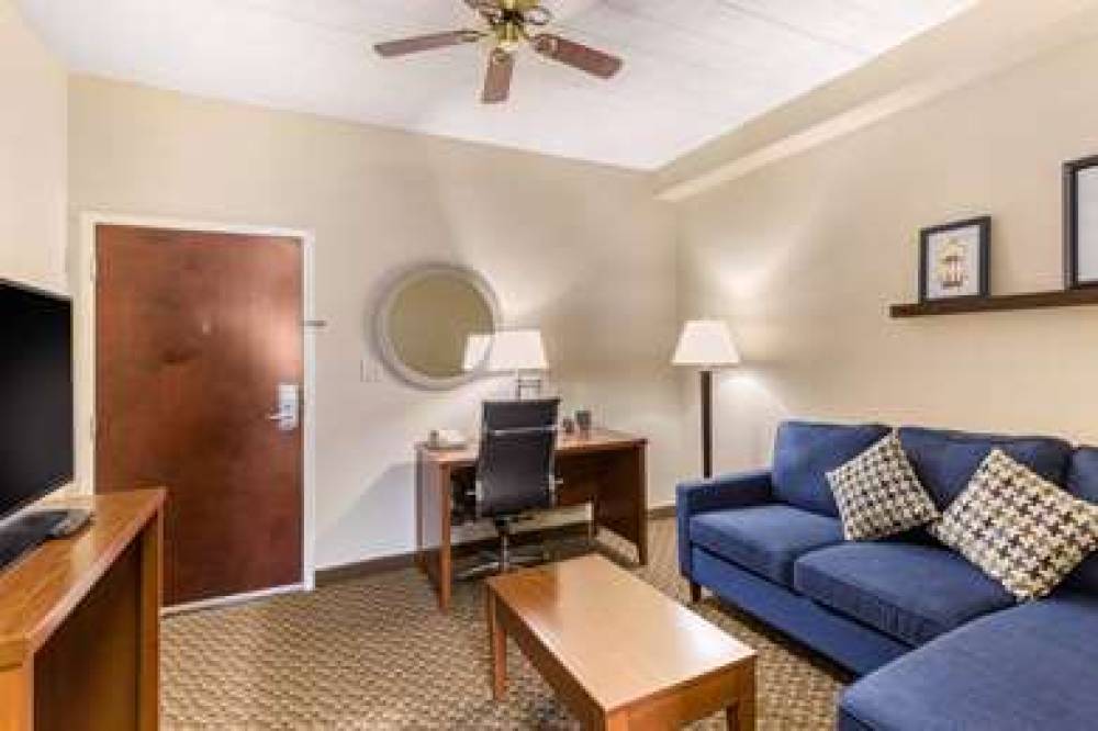 Comfort Suites Columbia Gateway 10