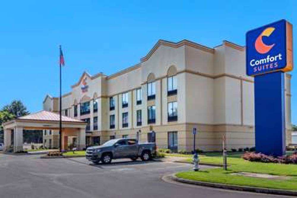 Comfort Suites