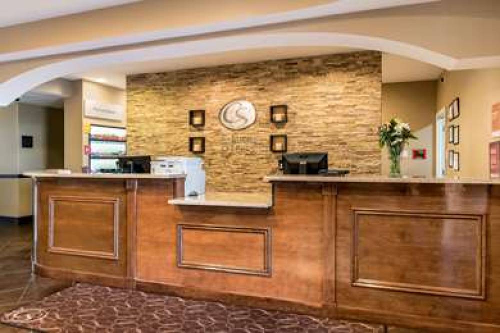 COMFORT SUITES 3