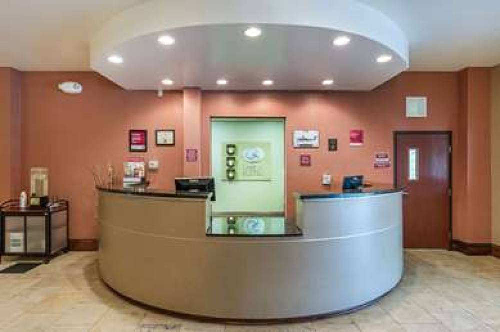 Comfort Suites 6