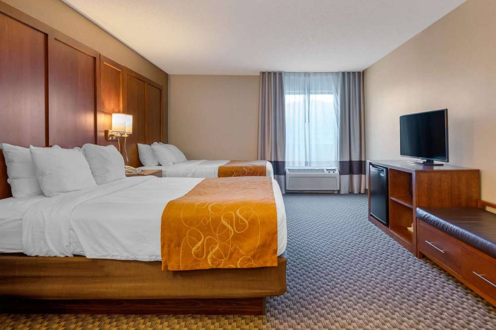 Comfort Suites 9