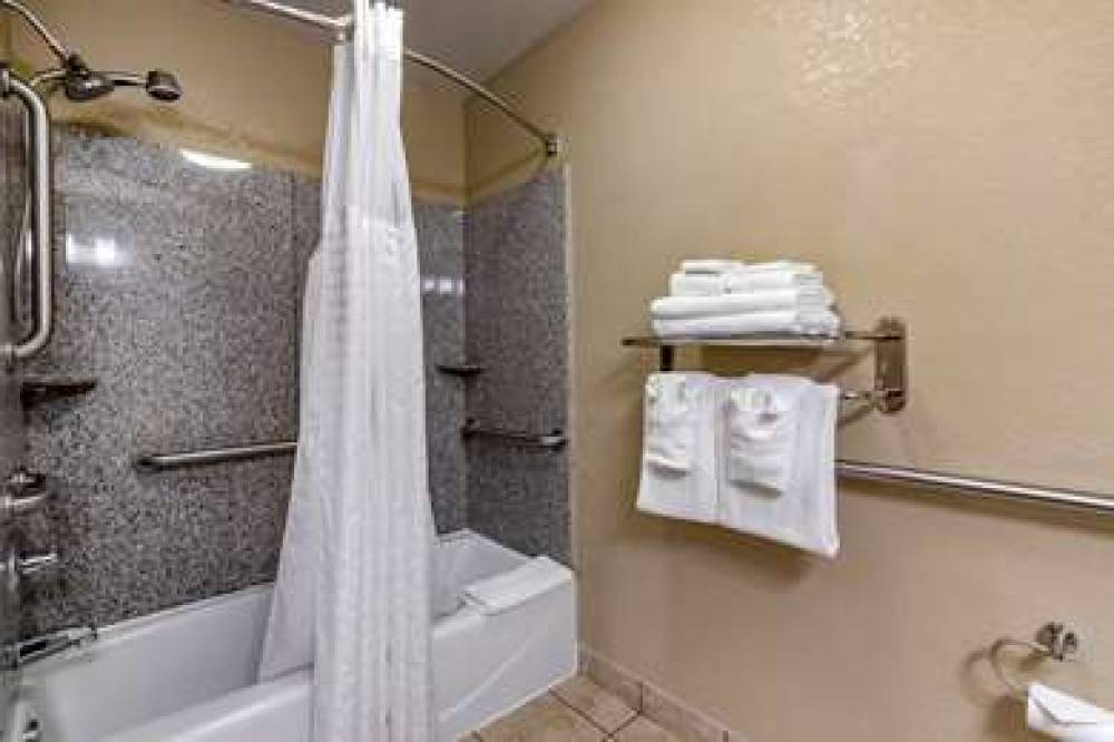 Comfort Suites 8