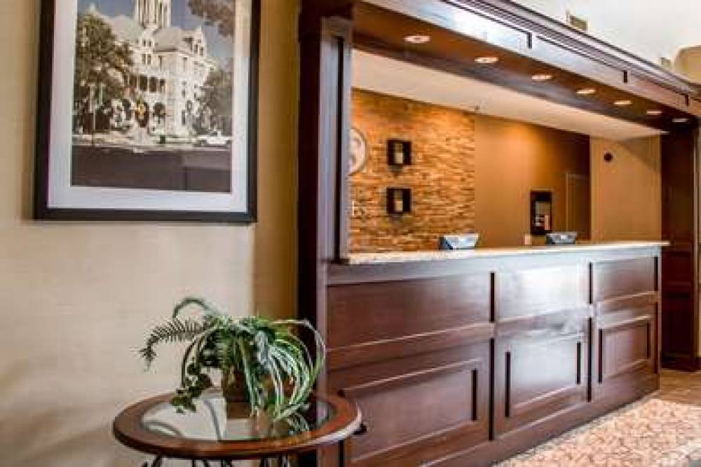 Comfort Suites 5