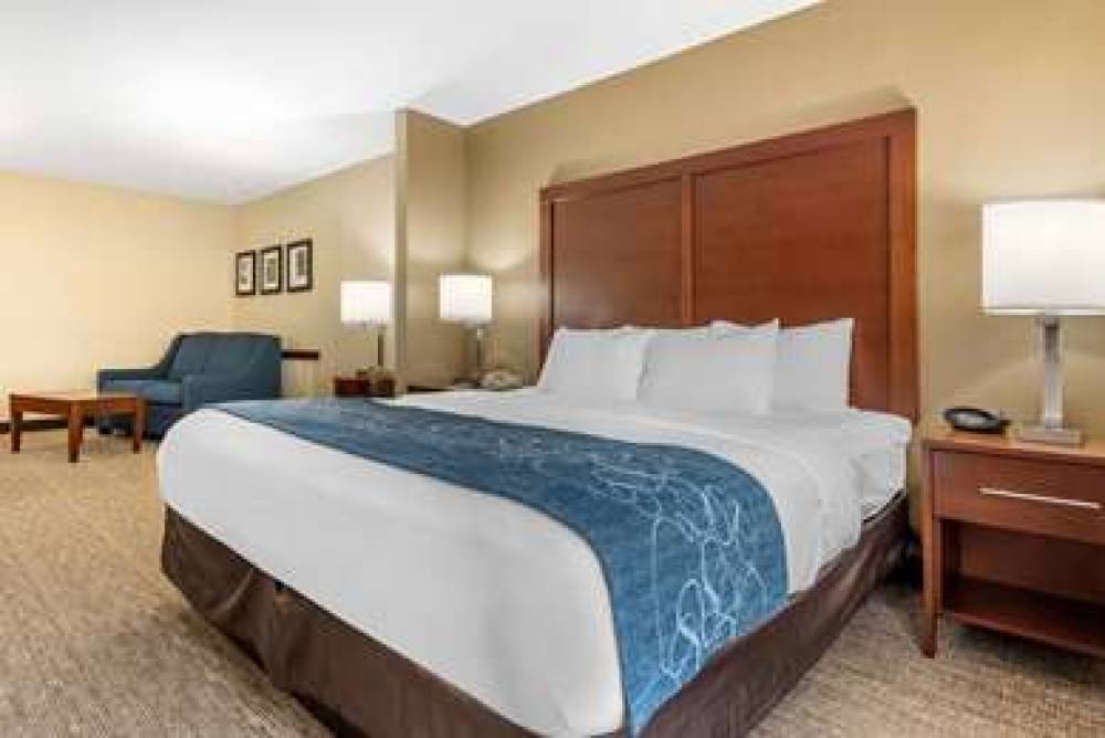 Comfort Suites Dayton-Wright Patterson 9