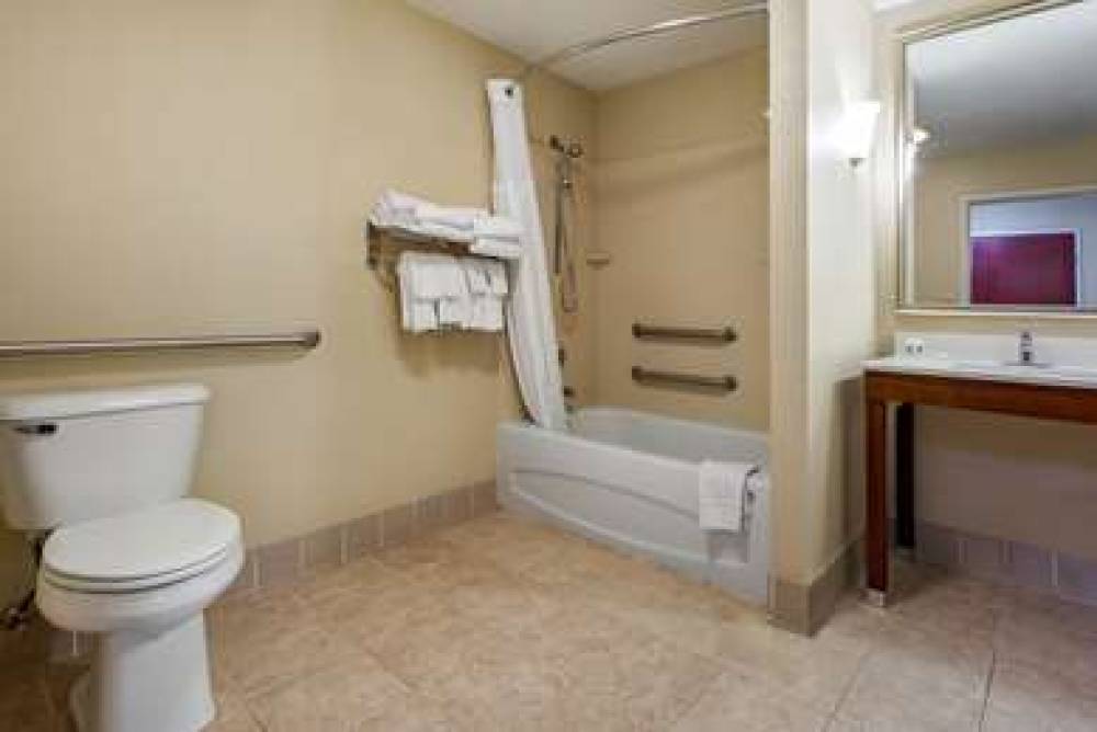 Comfort Suites Dayton-Wright Patterson 8