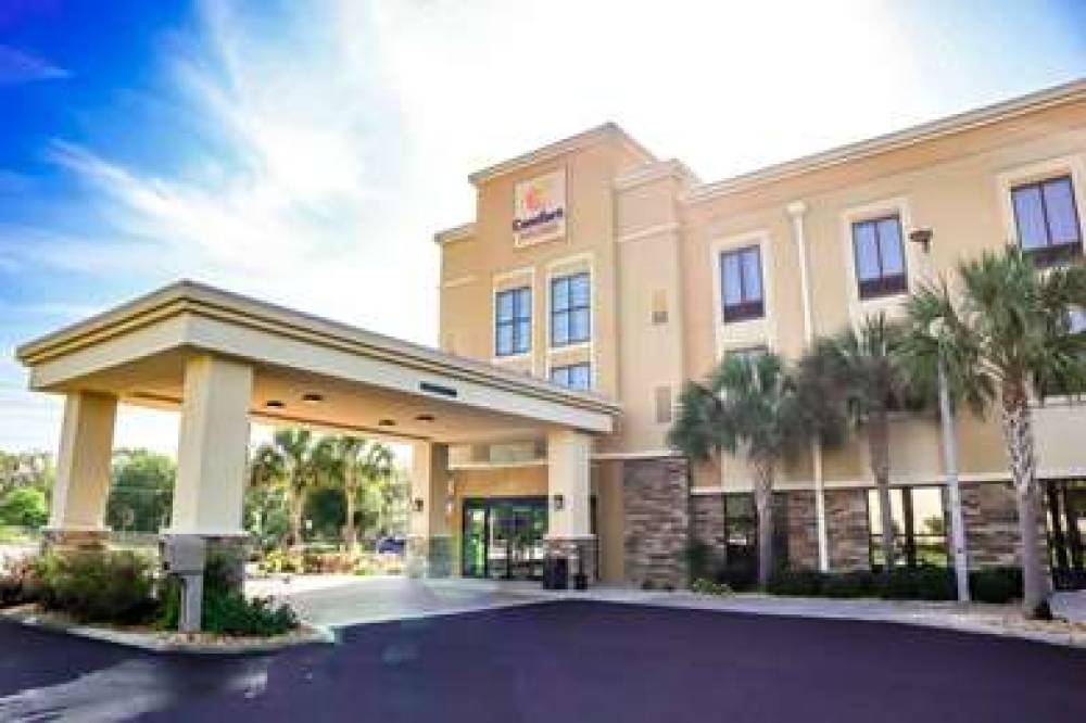 Comfort Suites Dunnellon Near Rainb