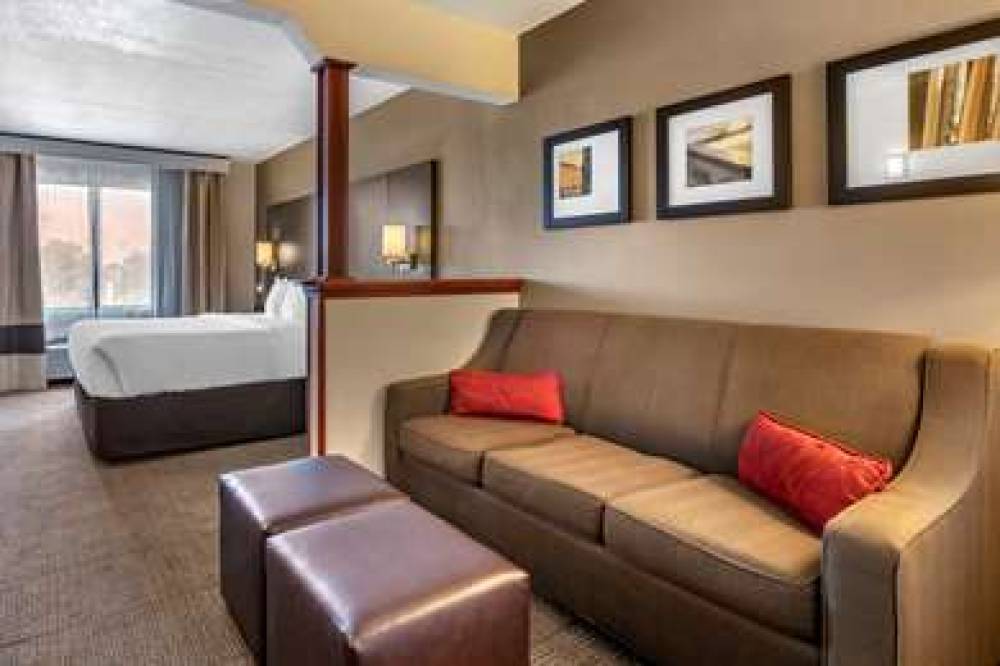 Comfort Suites Fort Pierce I-95 8