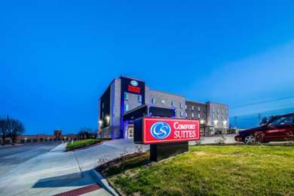 Comfort Suites Grand Prairie - Arlington North 4