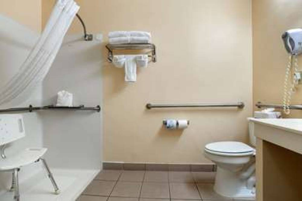COMFORT SUITES JACKSONVILLE AIRPORT 6