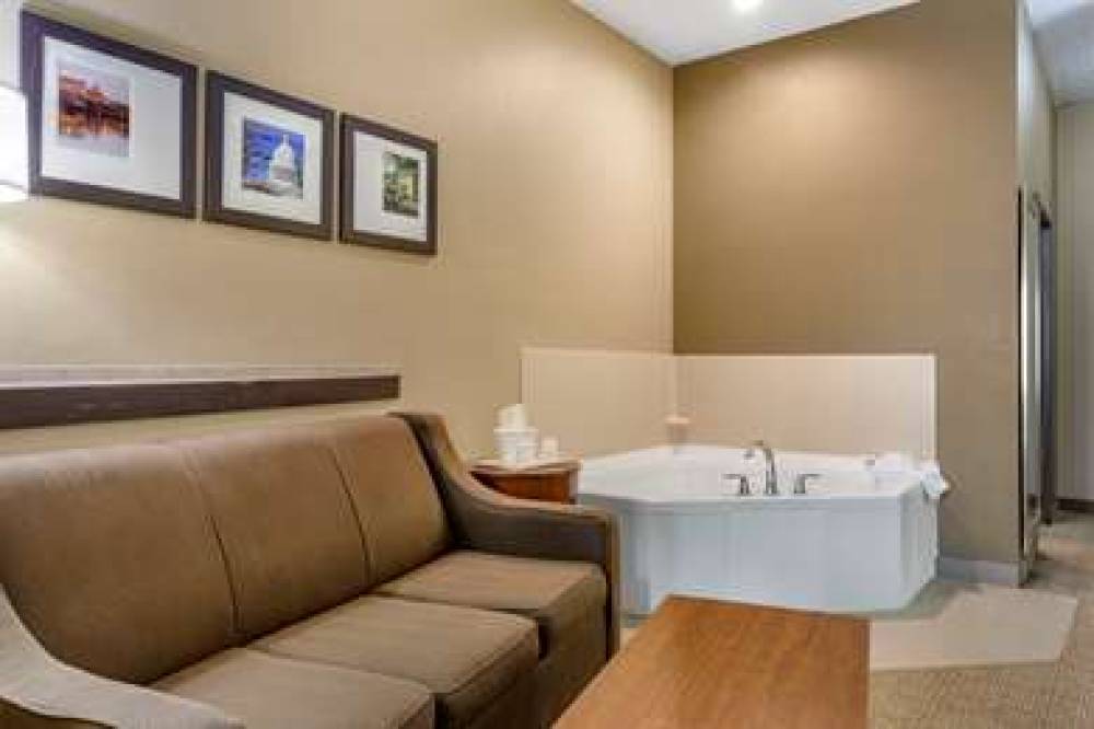 COMFORT SUITES JONESBORO UNIVERSITY 7
