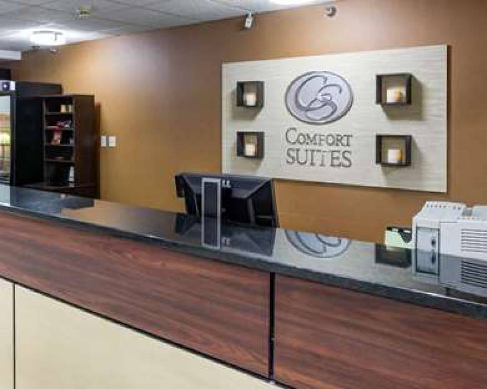 Comfort Suites Kansas City-Liberty 2