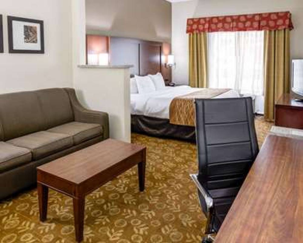 Comfort Suites Kansas City-Liberty 3