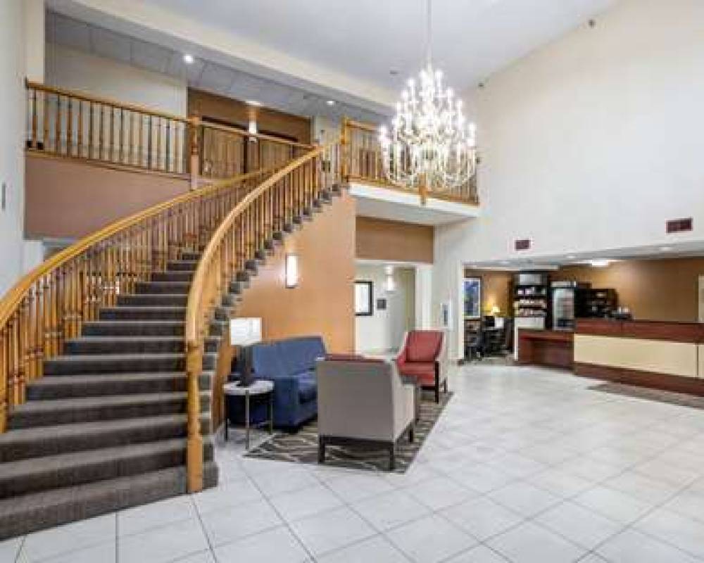 Comfort Suites Kansas City-Liberty 6