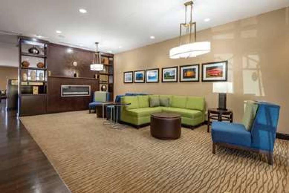 Comfort Suites Lake Norman - Huntersville 3