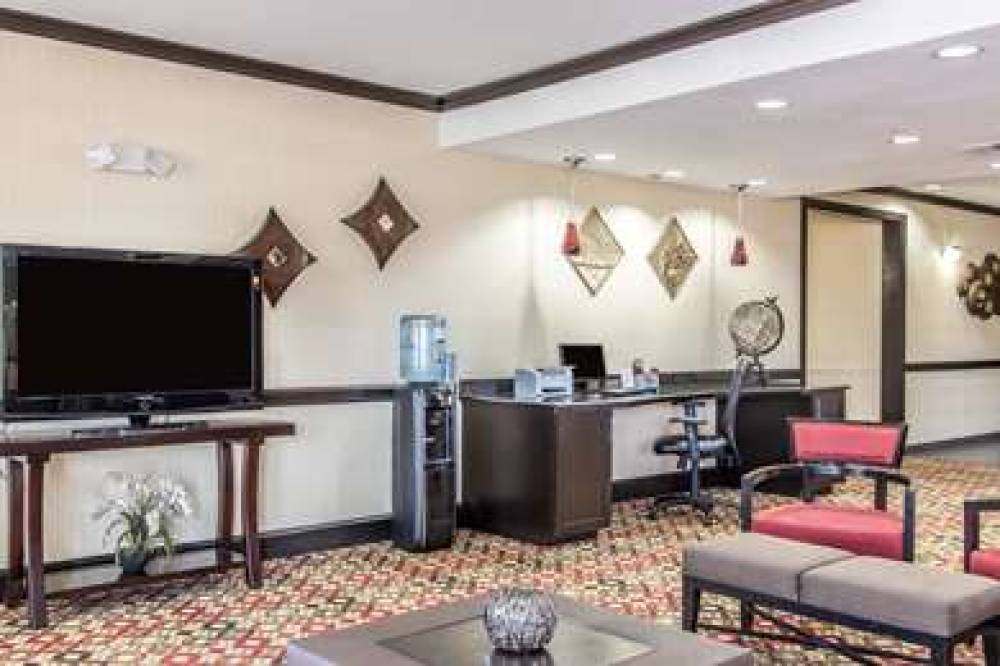 Comfort Suites Lawton Near Fort Sill 4
