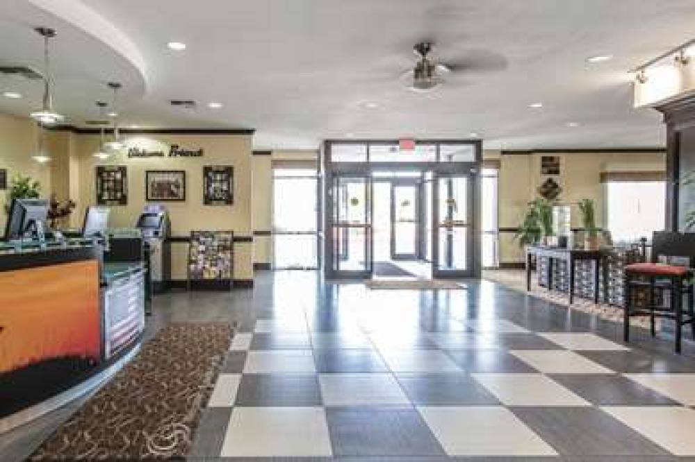 Comfort Suites Lawton Near Fort Sill 5