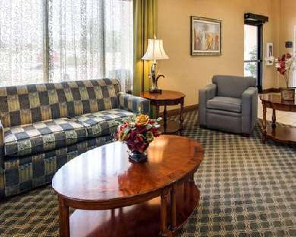 COMFORT SUITES NACOGDOCHES 5