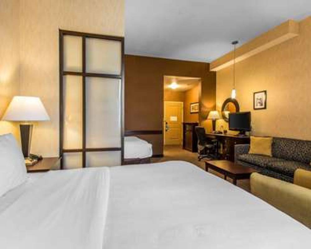 Comfort Suites Near Industry Hills Expo Center 7