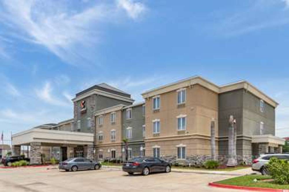 Comfort Suites Near Texas A&M - Corpus Christi 1