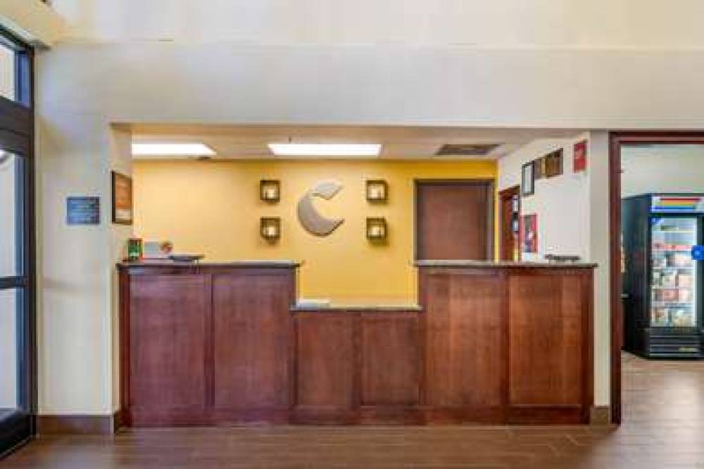 Comfort Suites - Near The Galleria 3