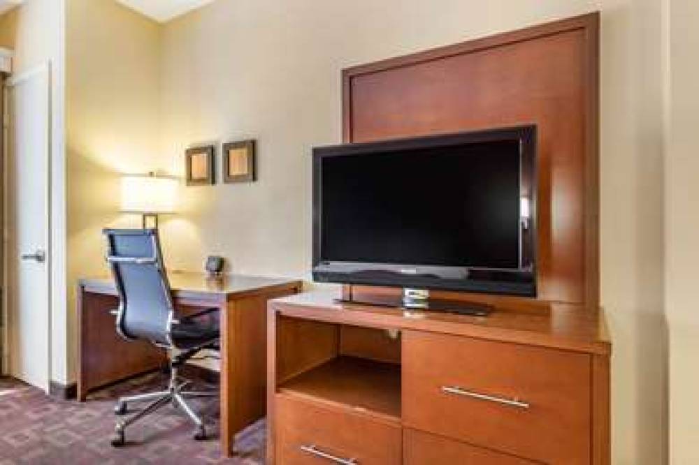 Comfort Suites - Near The Galleria 8