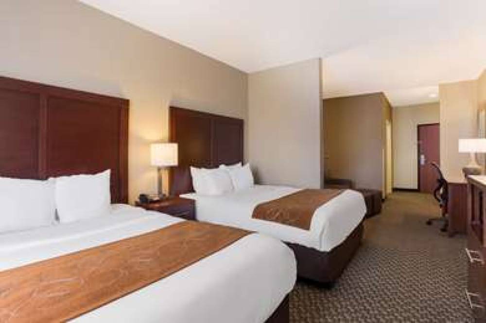 Comfort Suites North Mobile 10
