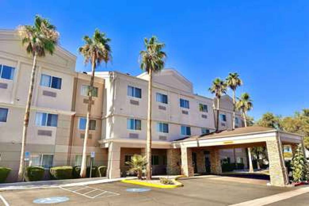 BAYMONT BY WYNDHAM PHOENIX NORTH 1