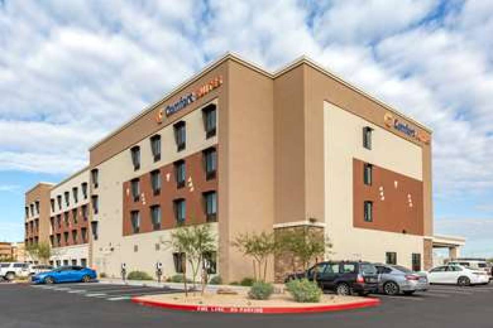 Comfort Suites Scottsdale Talking S
