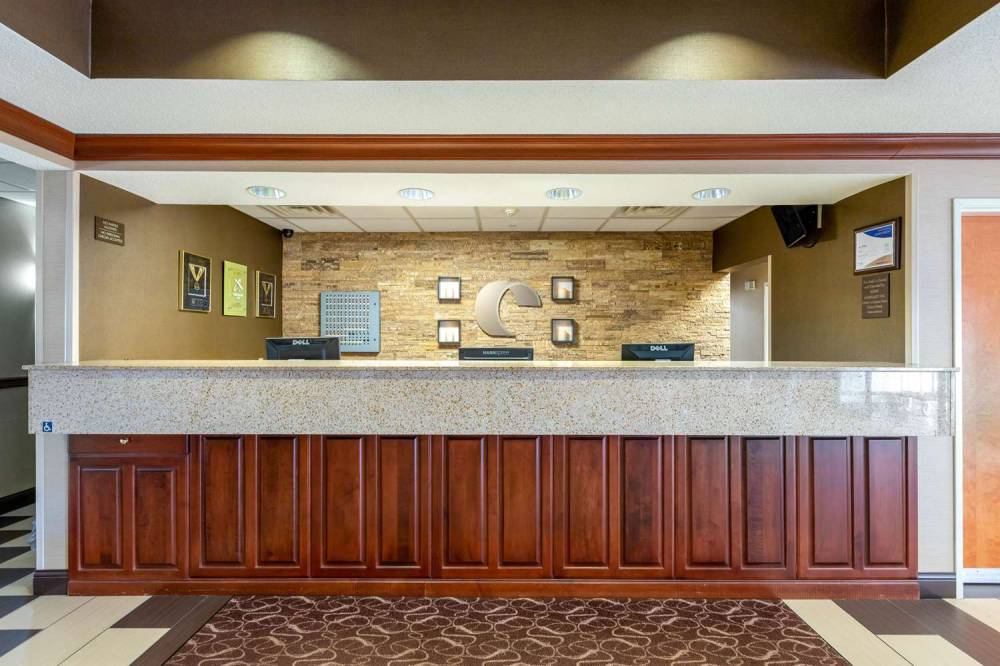 Comfort Suites Stevensville - St. Joseph 6
