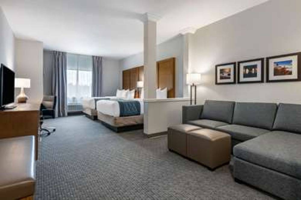 COMFORT SUITES STUART-HUTCHINSON IS 10