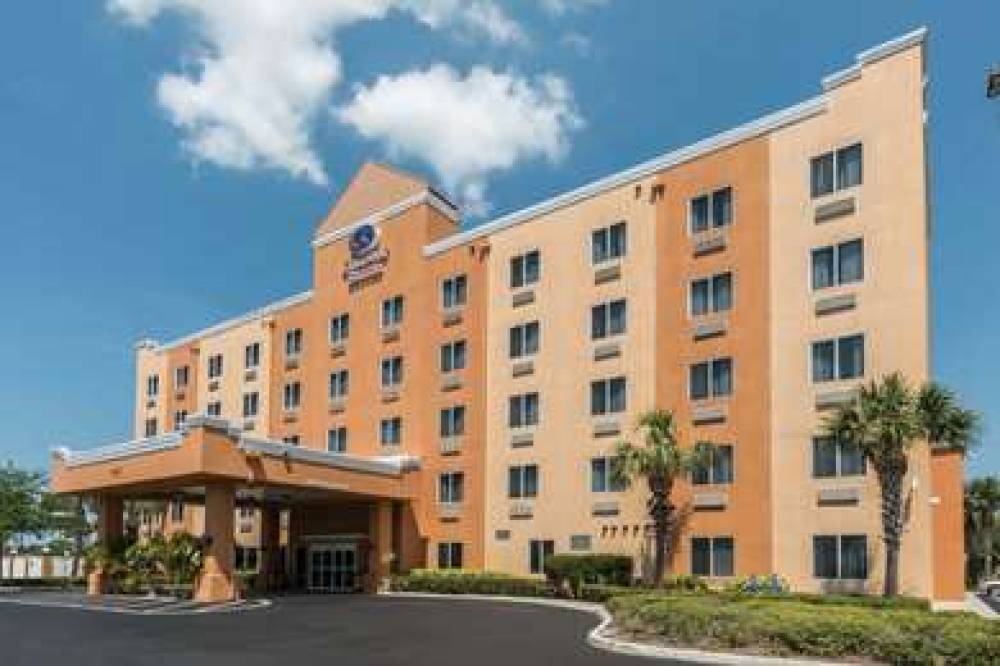 Comfort Suites Tampa Airport North 1