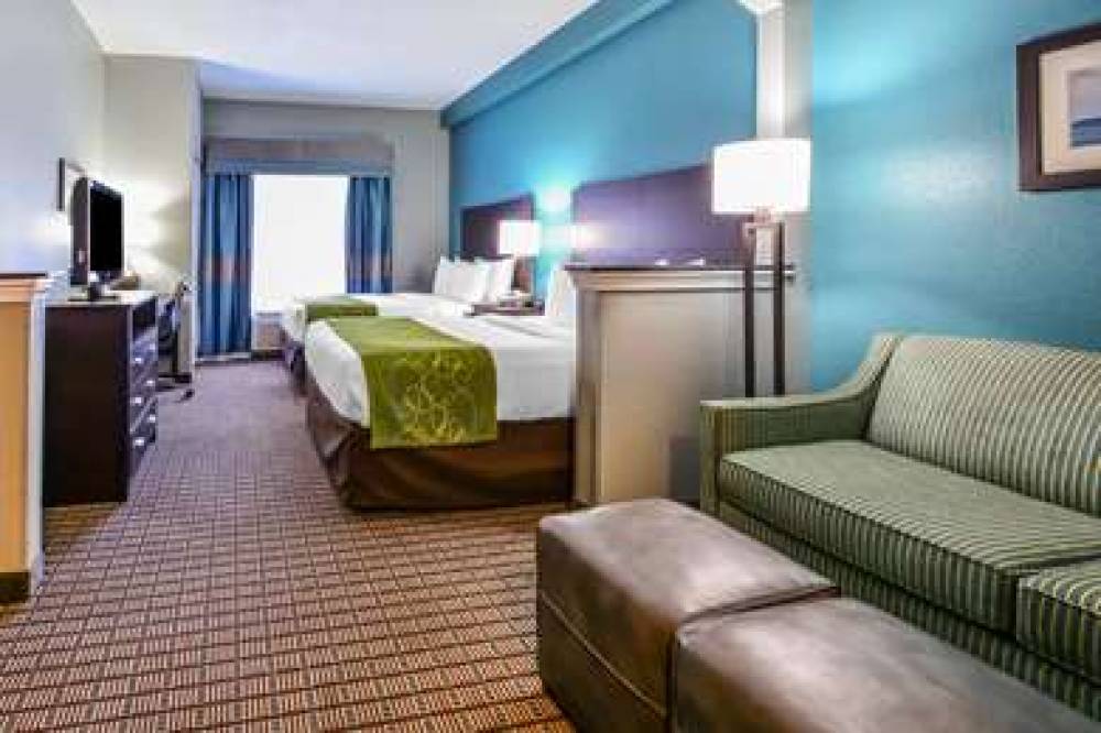 Comfort Suites Tampa - Brandon 10